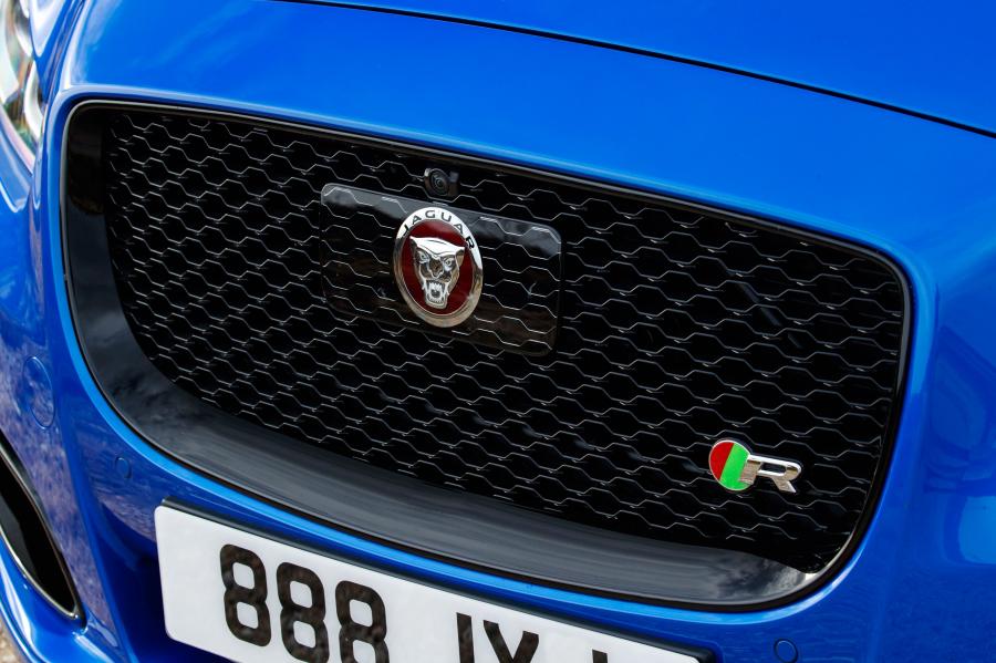 Детали экстерьера Jaguar XJR575 (X351) 2017 года  (UK) (фото 24 из 36)